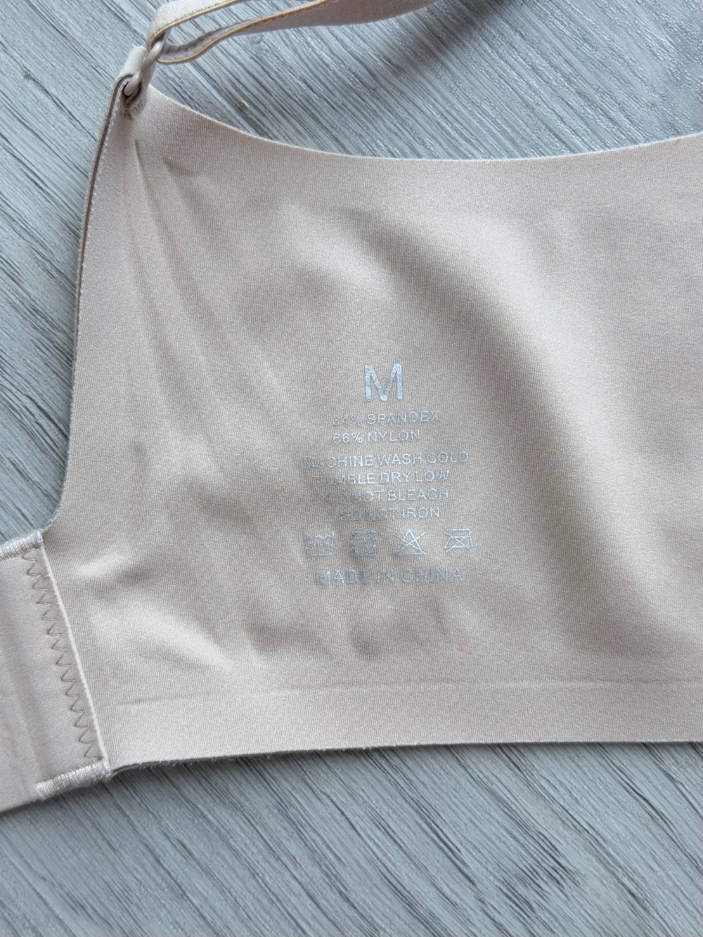 NWOT Vertvie Seamless Wireless Jelly Bras — Lot of 3 (Black, Praline, & Nude) - Picture 8 of 12